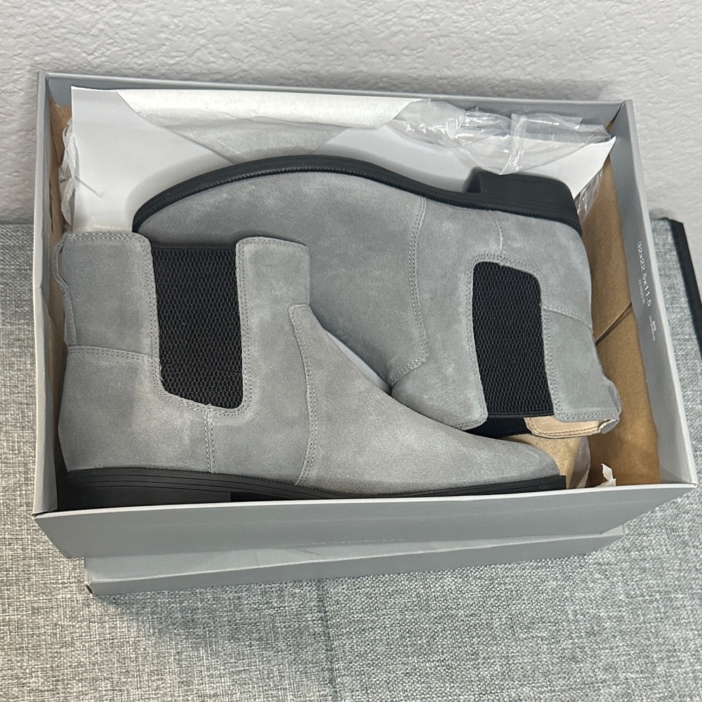 Vionic Light Gray/Charcoal Water Repellent Suede Chelsea Boots - Picture 2 of 7